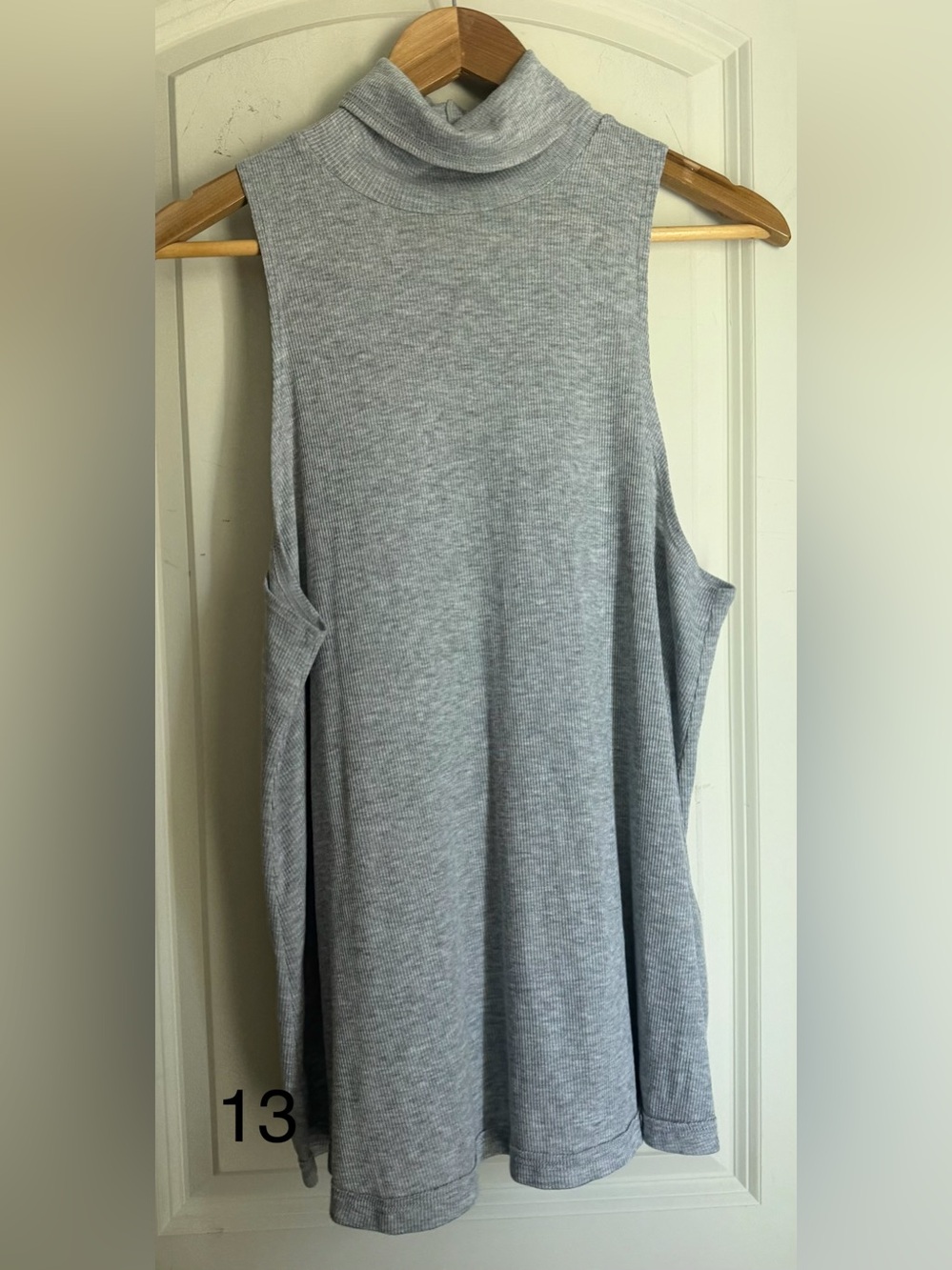 Free People‎ topanga turtleneck Sleeveless top L boho office lightweight casual